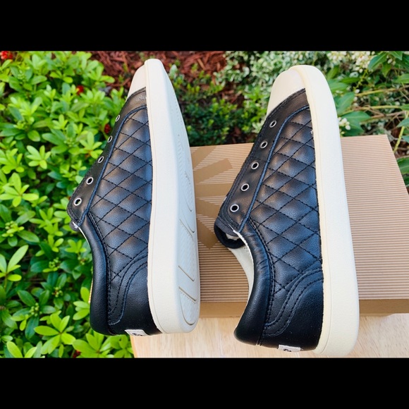 Ugg sneaker - Picture 2 of 5